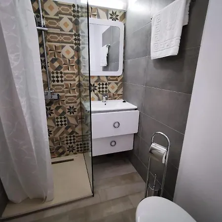Vila Roxy فندق 3*