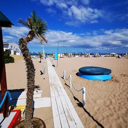 Vila Roxy فندق 3*